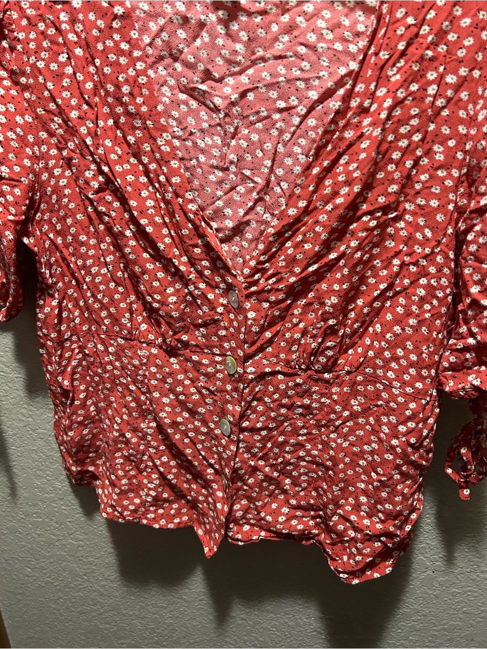 Rails Red Floral Button-Front Crop Top
